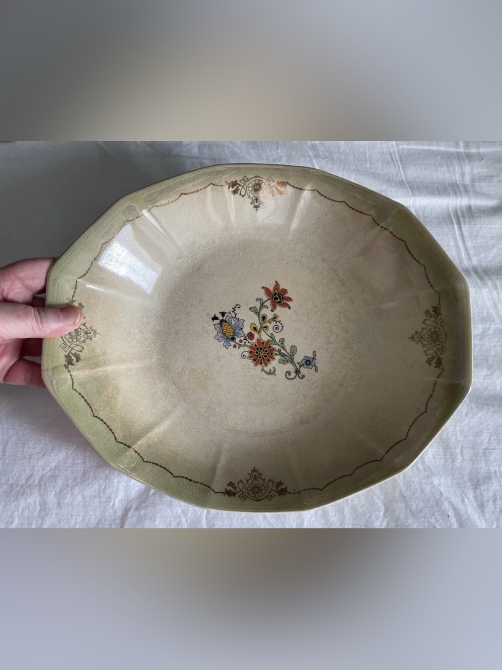 VINTAGE FRENCH SAXON CHINA CO. 12.5” SERVING BOWL CLINCHFIELD POTTERY HALLMARK